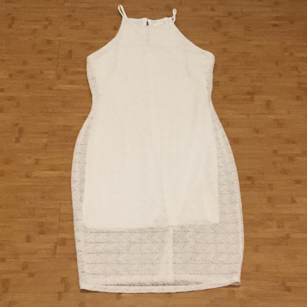 ❌SWAPPED❌ Simple lace dress - Picture 1 of 4