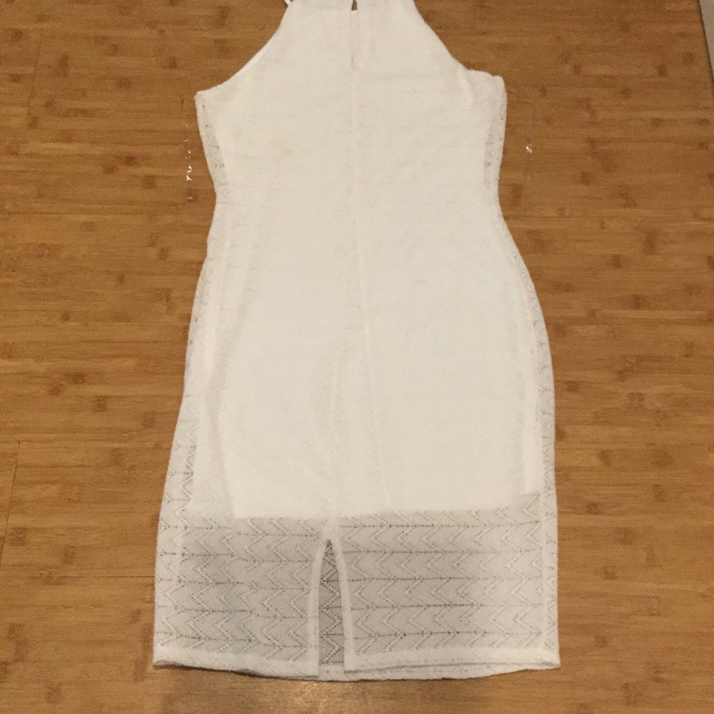 ❌SWAPPED❌ Simple lace dress - Picture 4 of 4