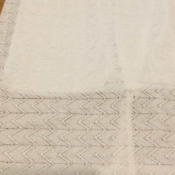 ❌SWAPPED❌ Simple lace dress - Picture 2 of 4