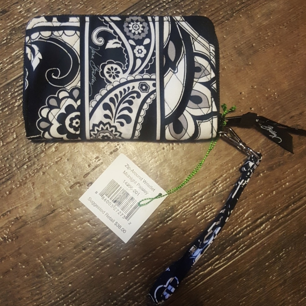 Vera Bradley wristlet wallet