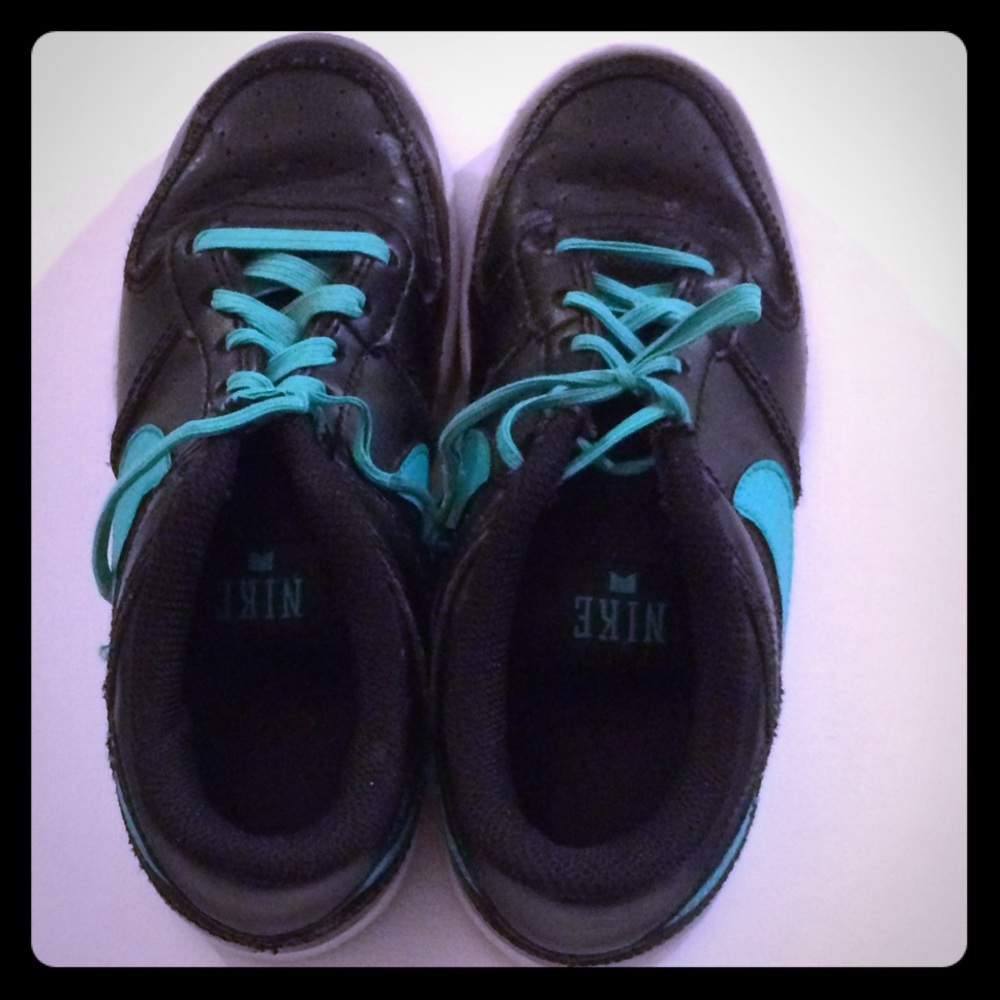 Boys Nikes
