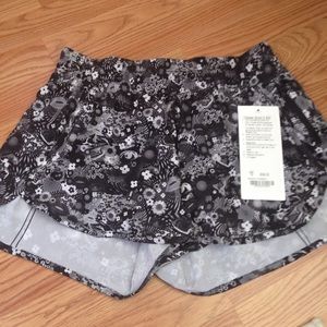 NWT Lululemon Seawheeze Trackers Shorts Size 12