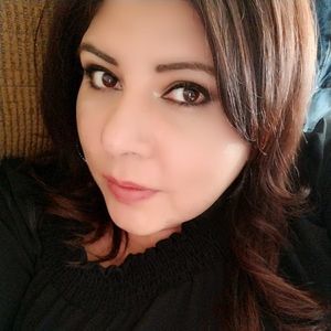 Meet your Posher, Elda luisa