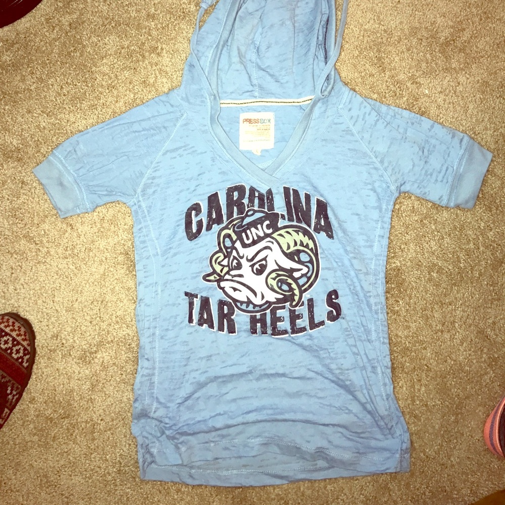 Press box Carolina Tar Heels short sleeve size L