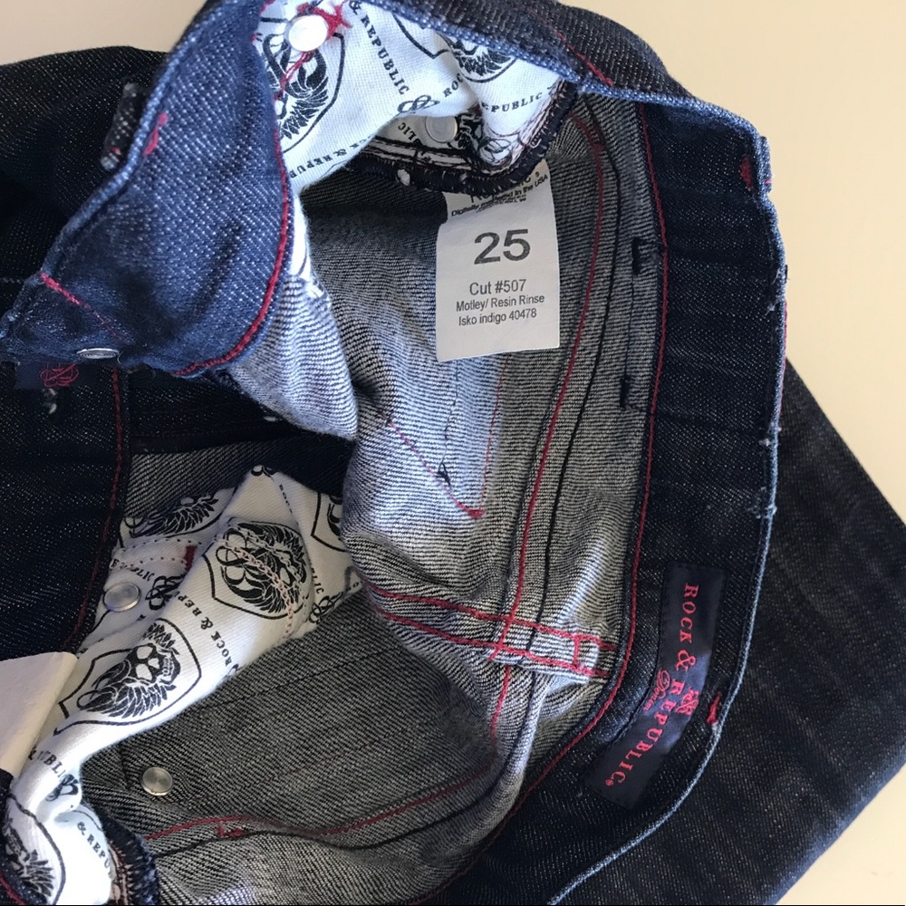 Jeans - Picture 2 of 4