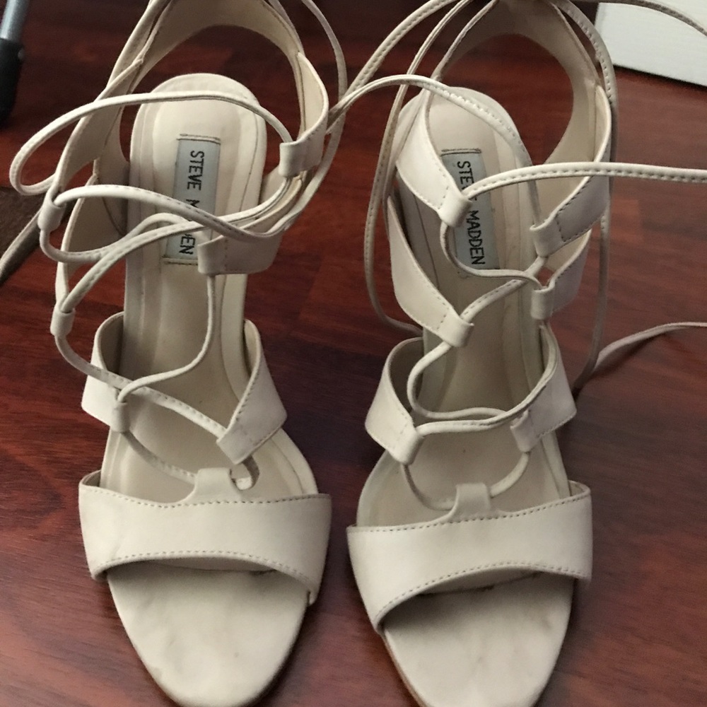 Steve Madden Strappy Heels✨