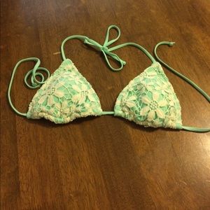 ❤️NWOT String Bikini Top
