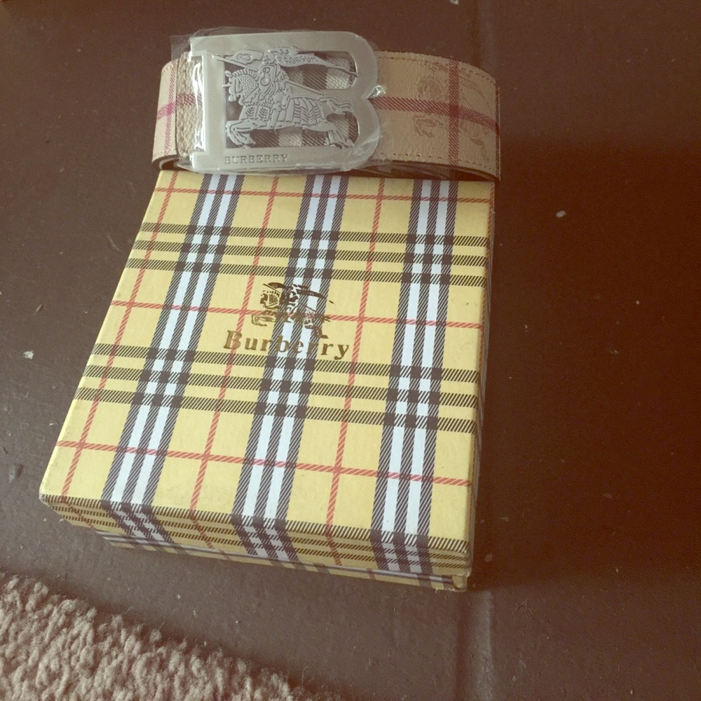 Brand new Burberry Belt!