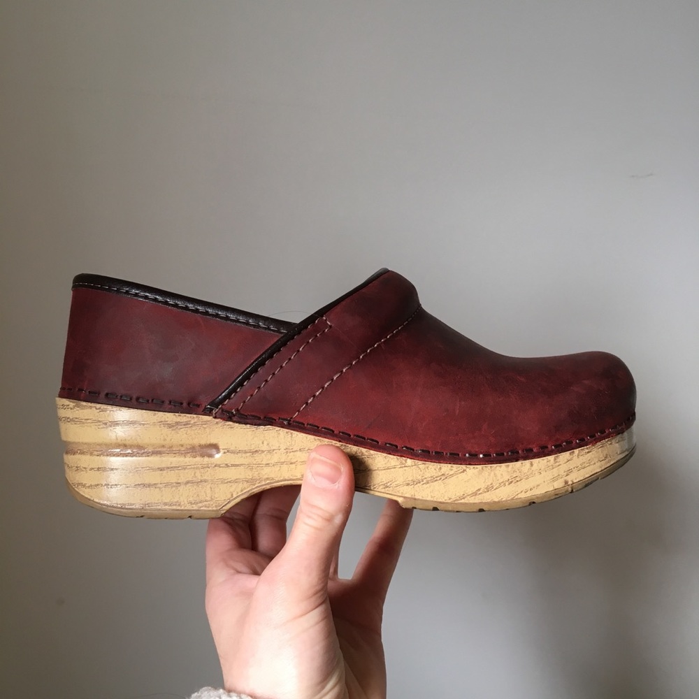 Dansko Professional oiled leather red sz. 37