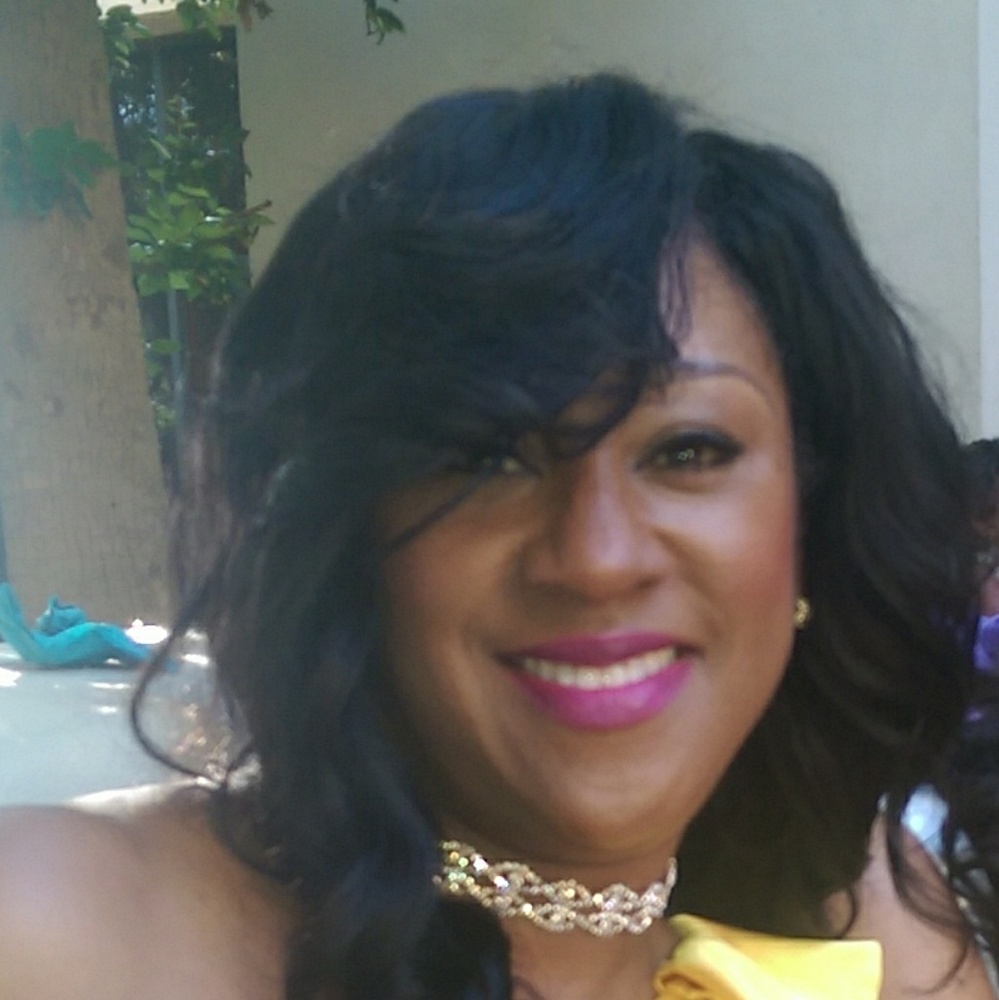 Meet your Posher, Linda