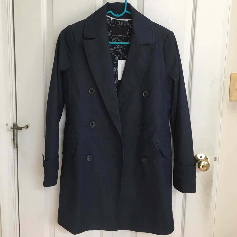 Banana Republic | Trench Coat - Picture 2 of 3