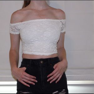 white lace off the shoulder top ✨