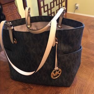 ❌SOLD/trade Michael Kors Jetset tote
