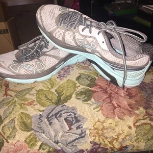 Underarmour Run Shoes