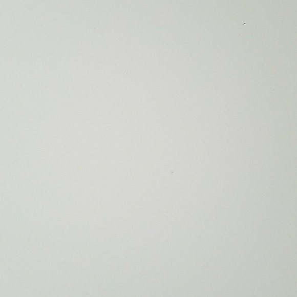 Meet your Posher, Jennifer - Picture 1 of 1