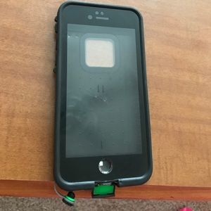 IPHONE 6 LIFEPROOF CASE