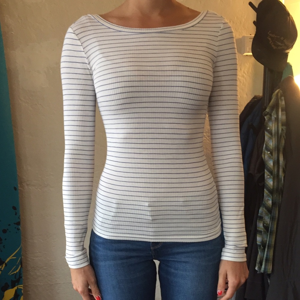 Forever 21 long sleeve shirt