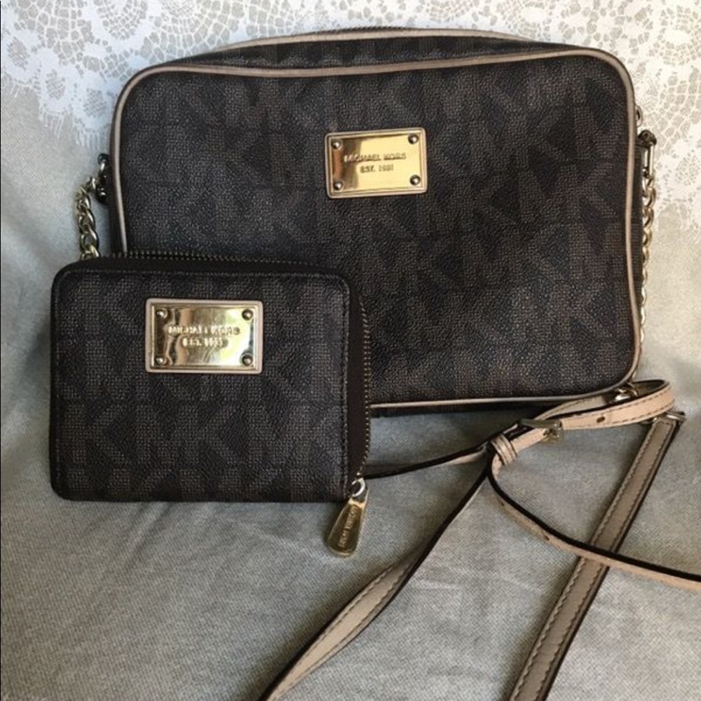 MK - Michael Kors Purse and Wallet