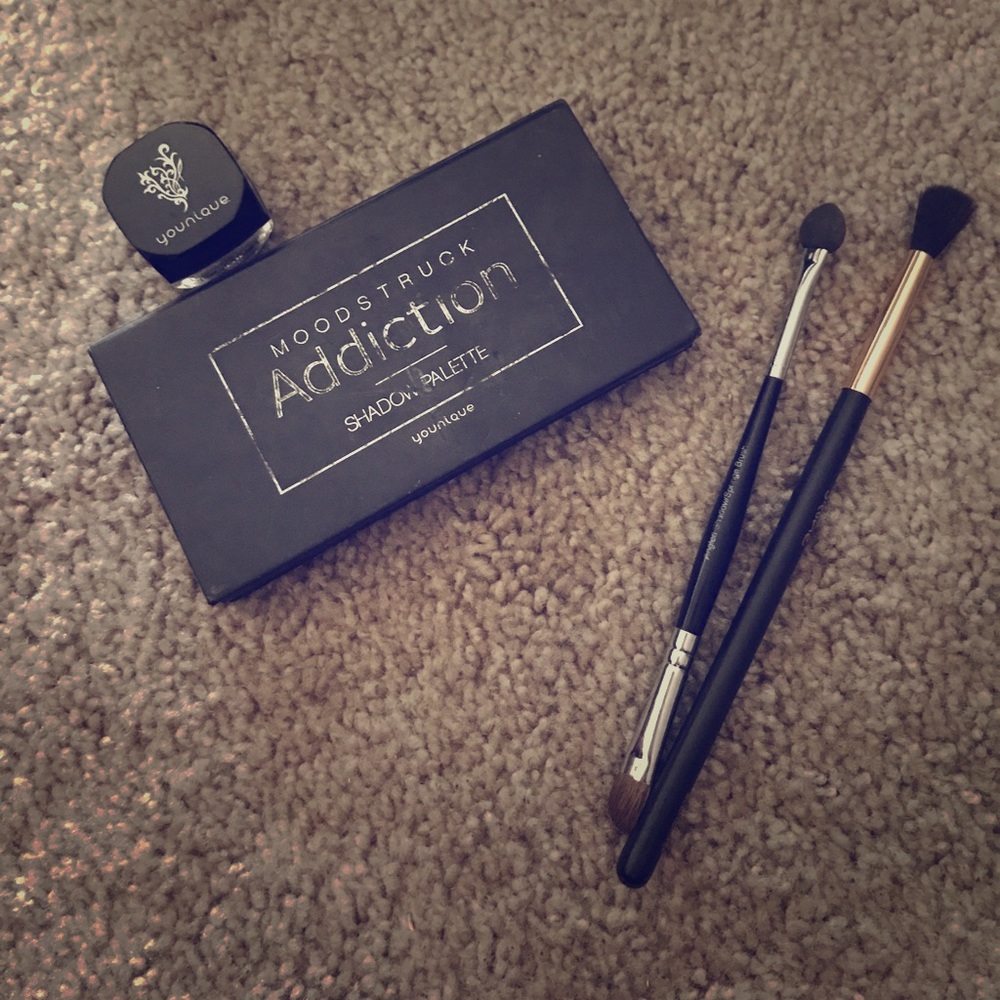 Younique eye makeup lot great deal 💰
