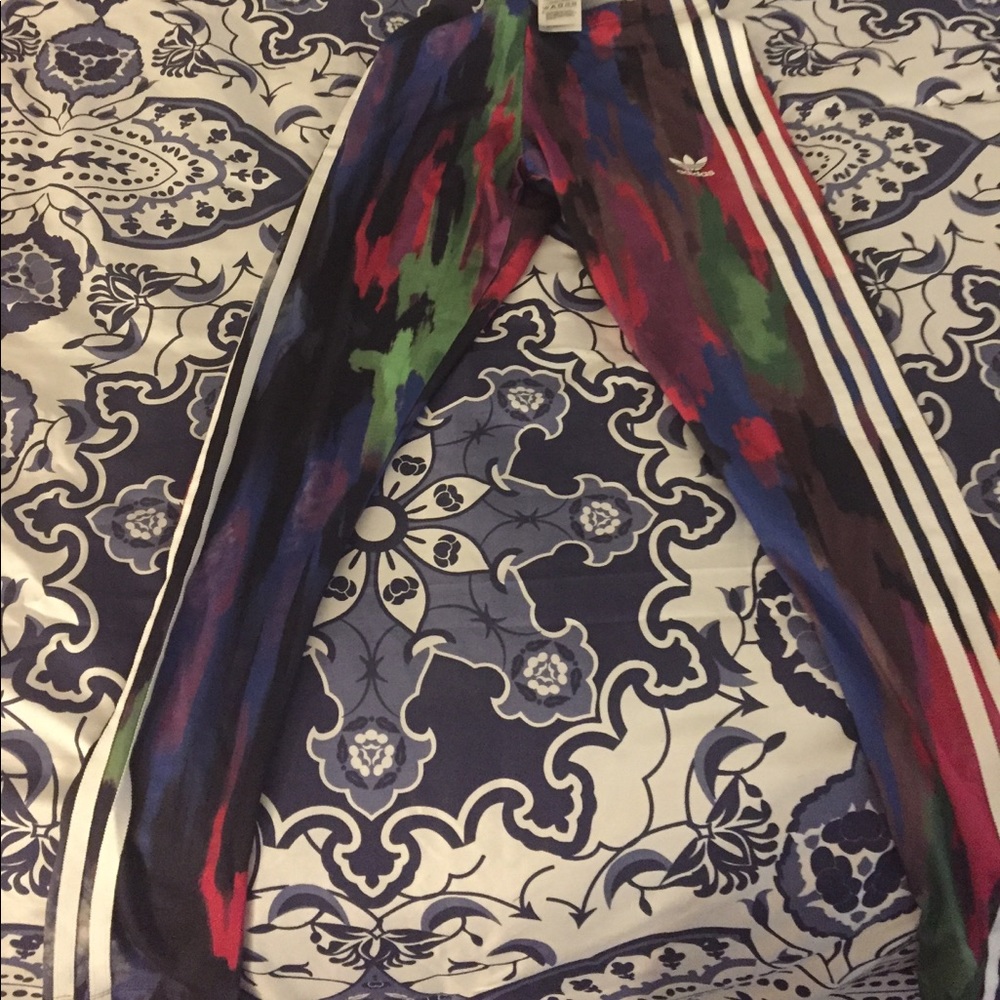 Adidas trefoil leggings