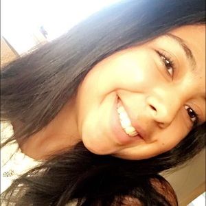 Meet your Posher, Jade