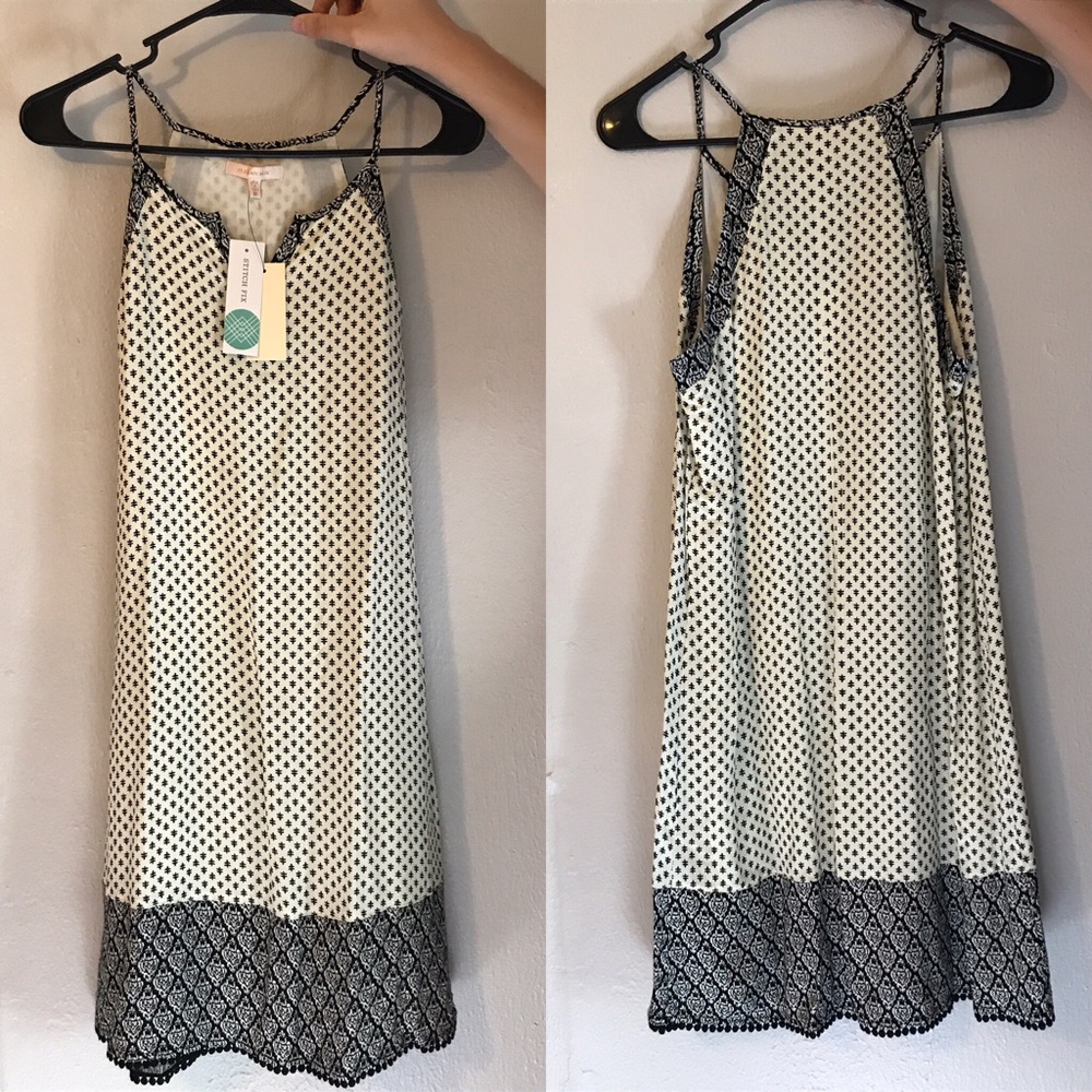 Skies are blue Eleene dress -stitch fix NWT