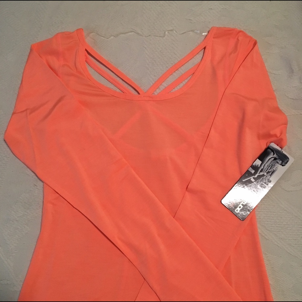 CAPEZIO 💃🏻 Long-Sleeve Shirt!! NWT