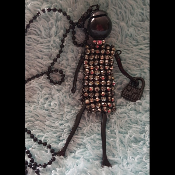 WOMENSNECKLACE~ RHINESTONE GLITZY LADY PENDANT MOVEABLE PARTS~BLACK OR PINK~NWOT - Picture 3 of 7