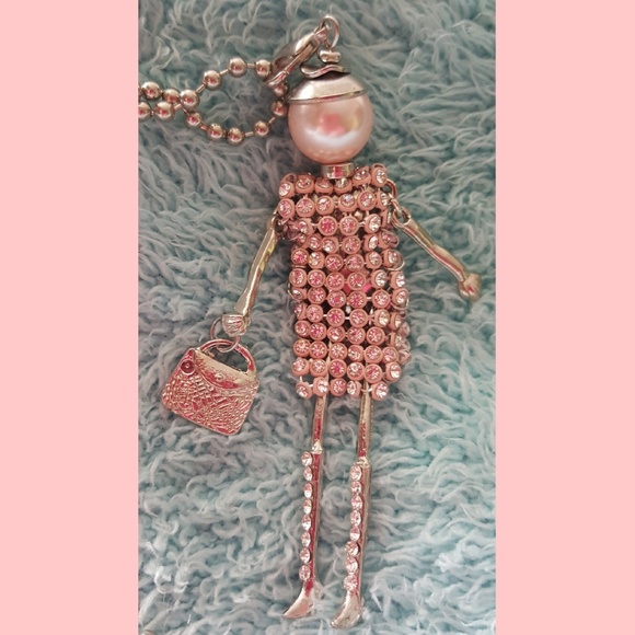 WOMENSNECKLACE~ RHINESTONE GLITZY LADY PENDANT MOVEABLE PARTS~BLACK OR PINK~NWOT - Picture 4 of 7