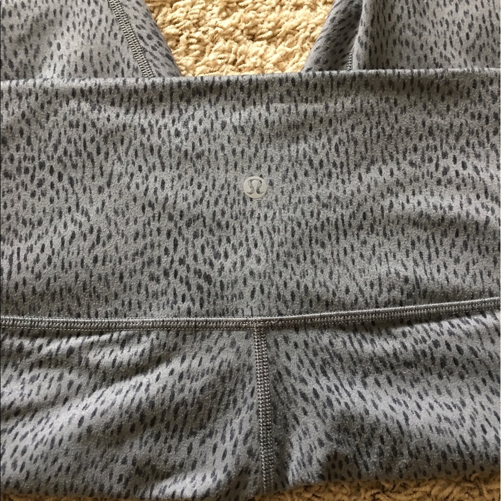 LuluLemon yoga pants
