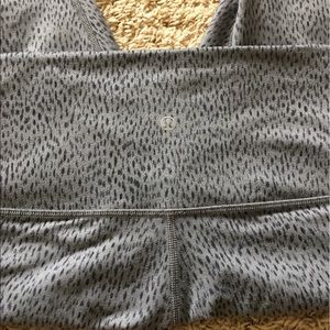 LuluLemon yoga pants