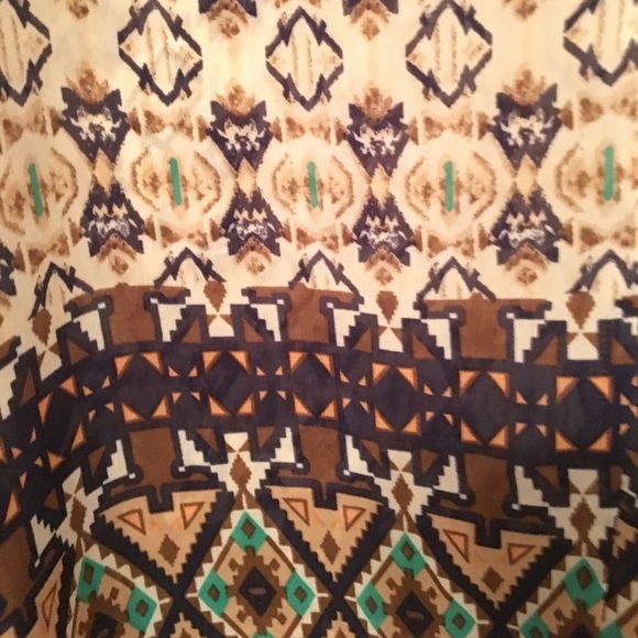 Pattern Blouse - Picture 3 of 3