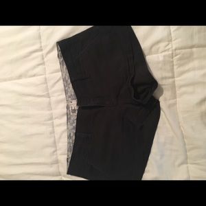 American eagle black shorts