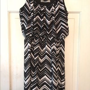Black and white zig zag dress