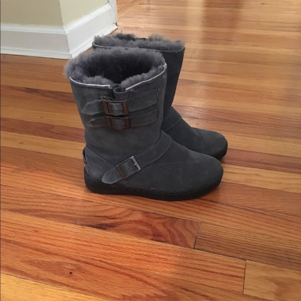 Suede blue booties