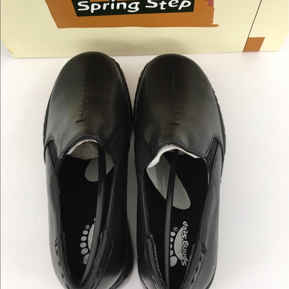 NIB women's Black Non-Slip On Leather Shoes