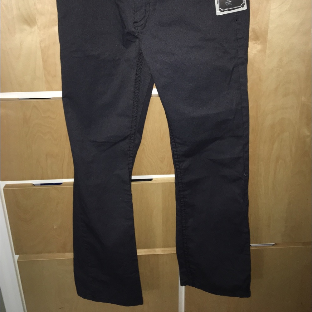 Request Jeans - Picture 4 of 4