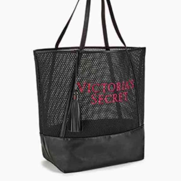 Cheap victoria secret tote bags Find the bag that fits all your needs, from everyday handbags & crossbody bags to weekender totes. Shop stylish tote bags now at Victoria's Secret.