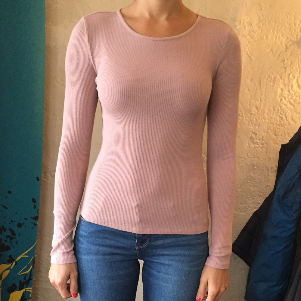 Forever 21 long sleeve top, size small