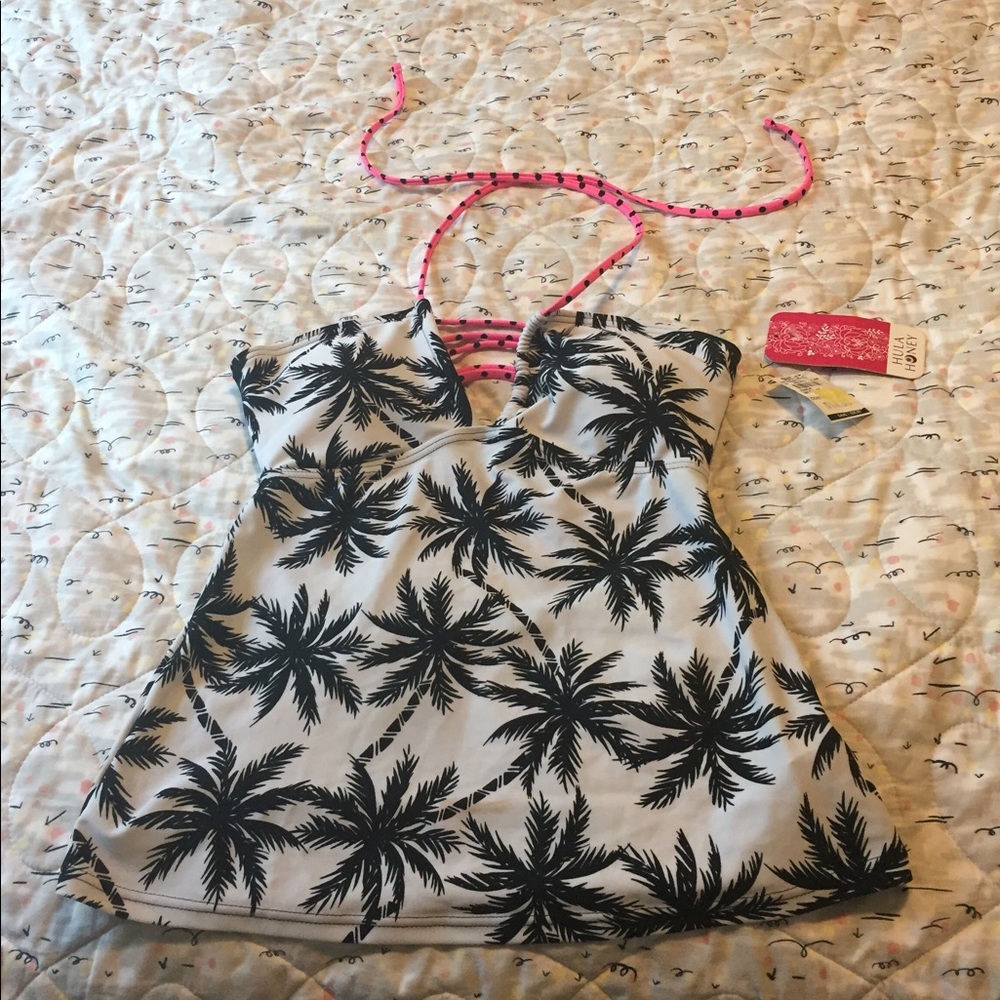 FINAL MARK DOWN! Medium takini top.  NWT
