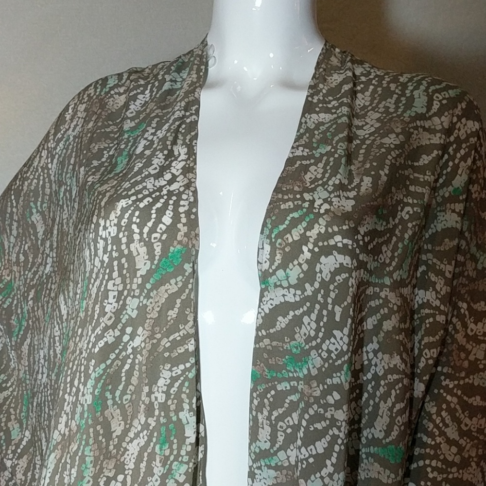 NWT Beach Kimono