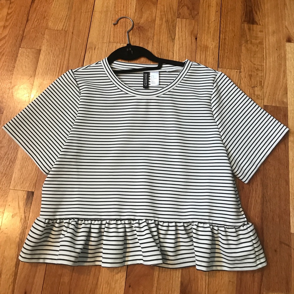 T shirt, peplum