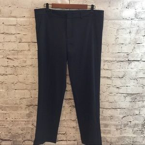 Gorgeous Black Vince Cropped Vince Slacks