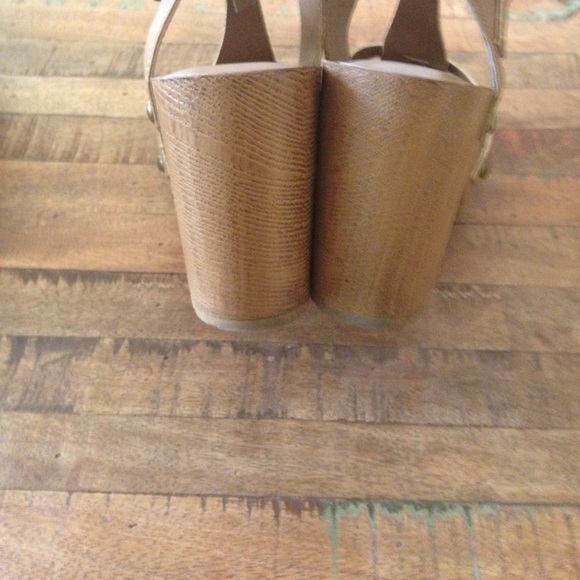 Charlotte Russe Sandal - Picture 4 of 5