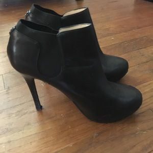 Guess booties
