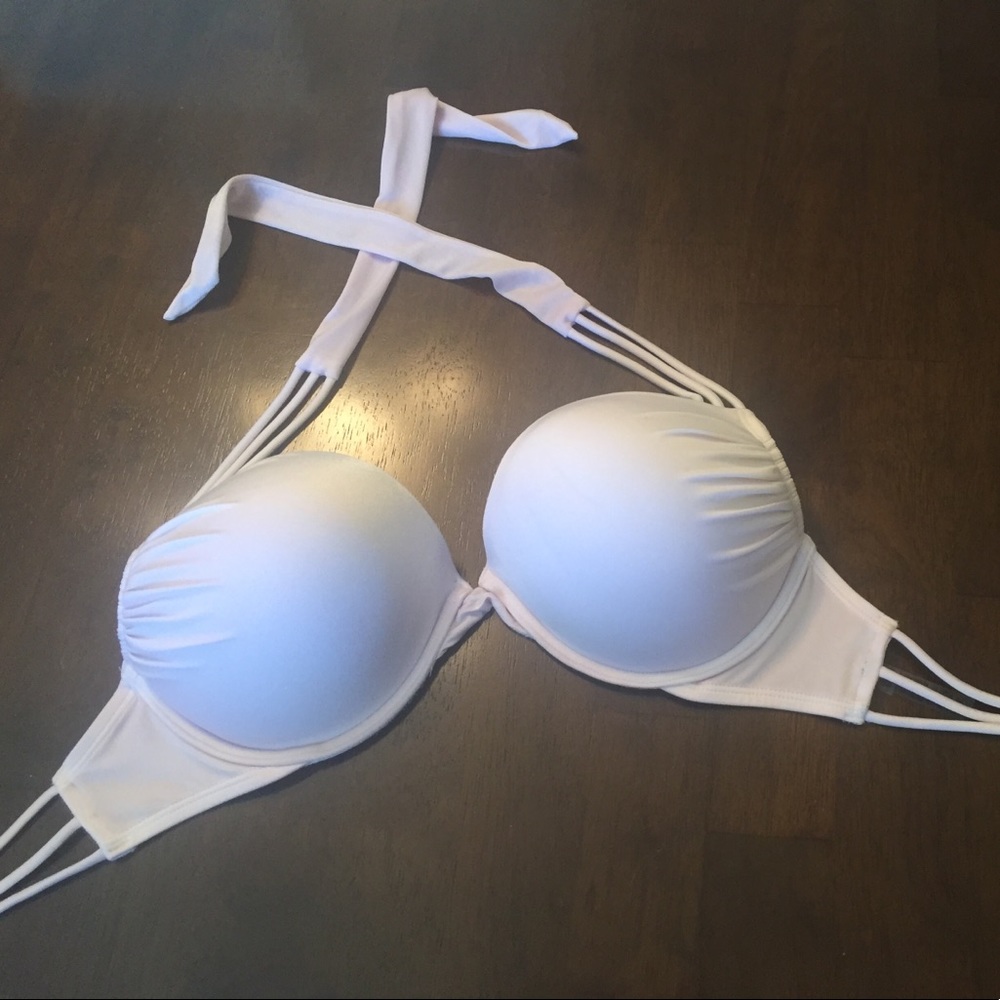 VS bombshell bikini top add 2 cups sizes