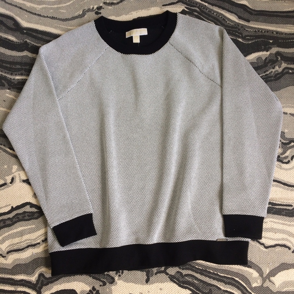 MK black and white textured pullover sweater L