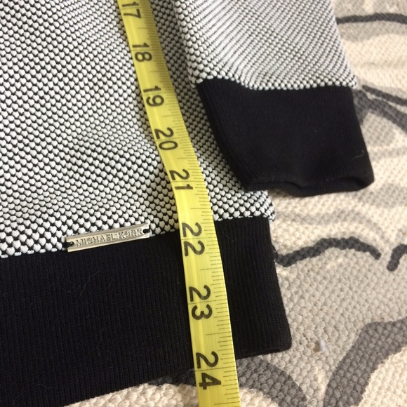 MK black and white textured pullover sweater L - Picture 6 of 7
