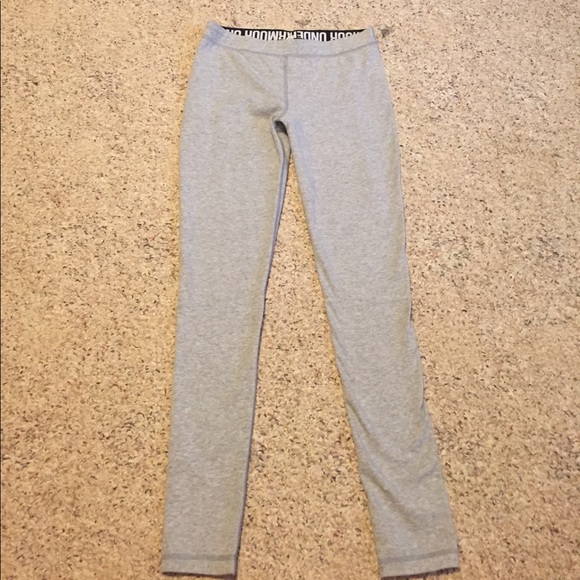 Under Armour Pants - Under Armour full length leggings