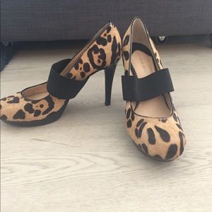 Gianni Bini leopard heels 8.5